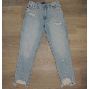 Abercrombie & Fitch. Size 28, jeans